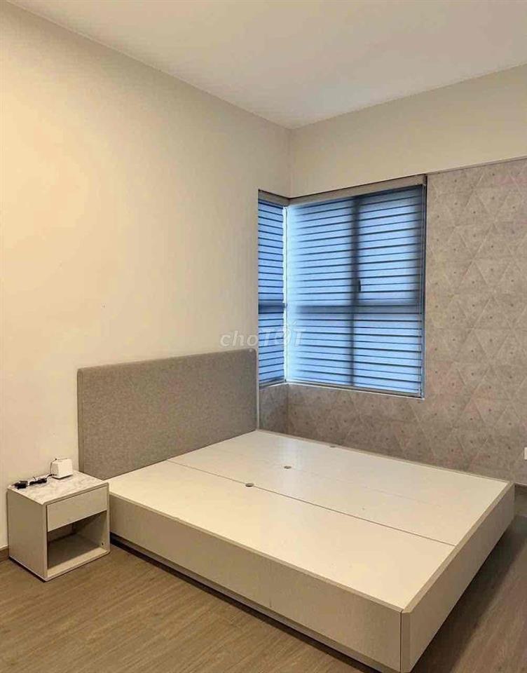 Đầy đủ nội thất View Hồ có bancon; Chỉ 9 tr/tháng. LH Hương Xem nhà