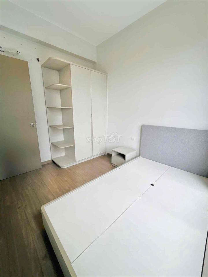 Căn 3PN trống cho thuê ngay Chỉ 11 tr/tháng. Đầy đủ nội thất. LH Hương