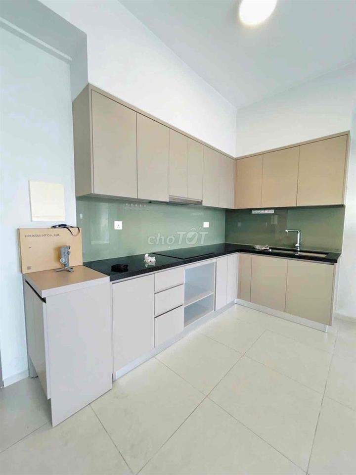 Căn 3PN trống cho thuê ngay Chỉ 11 tr/tháng. Đầy đủ nội thất. LH Hương