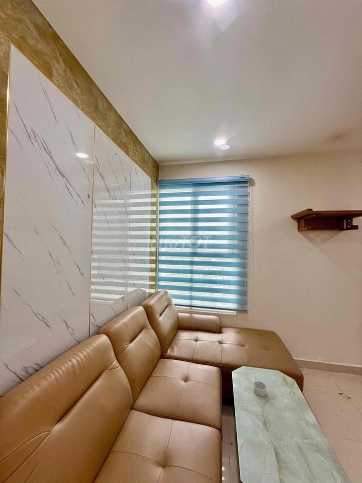 Bán Căn 2PN và 2WC chỉ 1 đời chủ; Giá bán 2,120 tỷ. LH Hương xem nhà