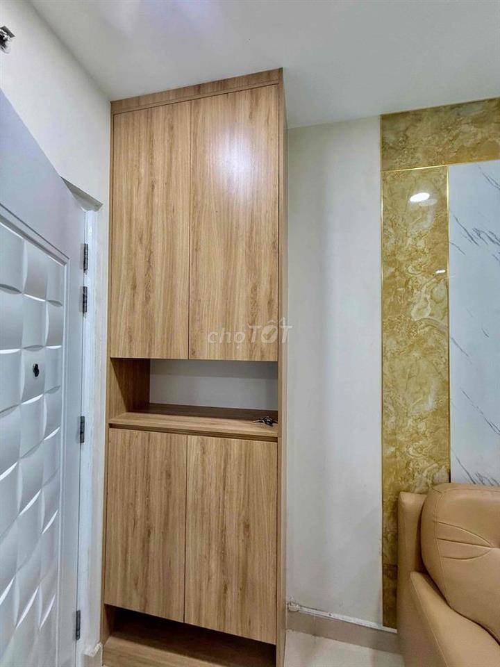 Bán Căn 2PN và 2WC chỉ 1 đời chủ; Giá bán 2,120 tỷ. LH Hương xem nhà