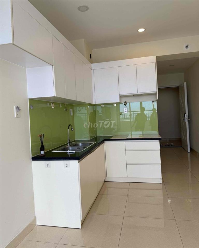Căn 2PN đang trống sẵn Cho thuê; Ở liền được. LH Hương Xem nhà !