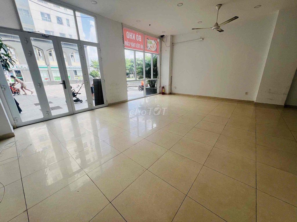 Shop Dreamhome Kinh doanh; Mặt bằng đang trống. LH xem và thuê !