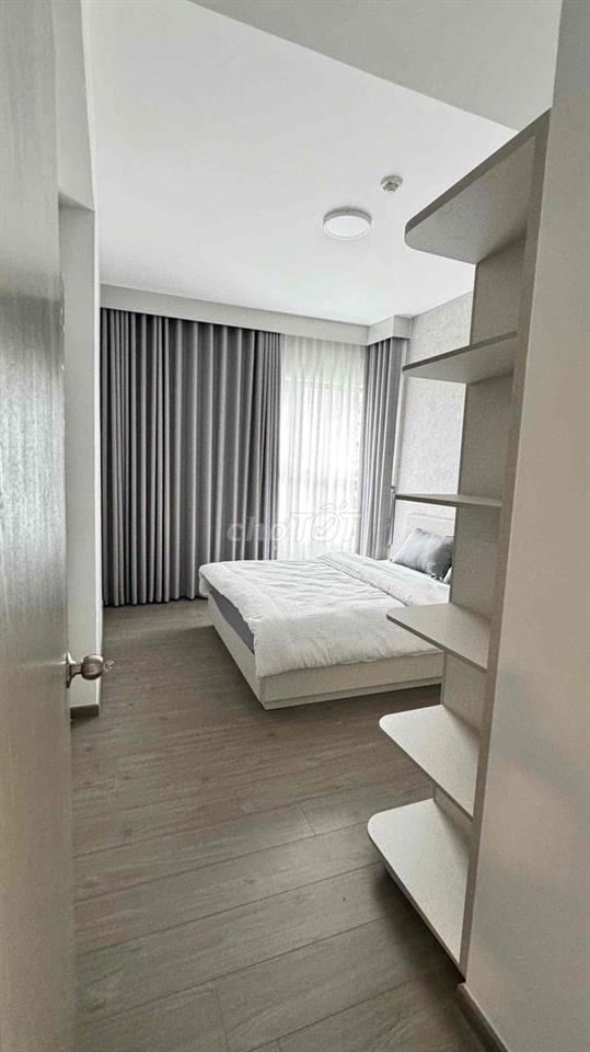 Căn góc VIEW HỒ full Nội thất & Ở ngay được. Chỉ 11 tr/tháng. LH Hương