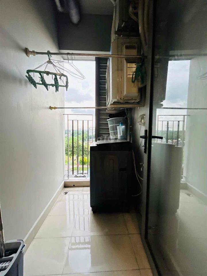 Căn 3PN góc thoáng mát; Đang trống sẵn. Chỉ 14 tr/tháng. LH Hương !