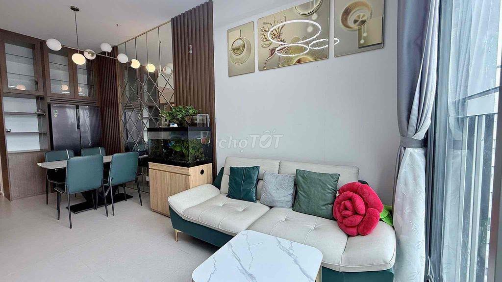 Cho thuê Căn 2PN full Nội thất VIEW HỒ Chỉ 10 tr. Ở liền. LH Hương