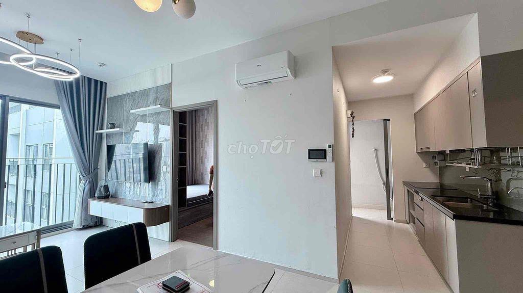 Cho thuê Căn 2PN full Nội thất VIEW HỒ Chỉ 10 tr. Ở liền. LH Hương
