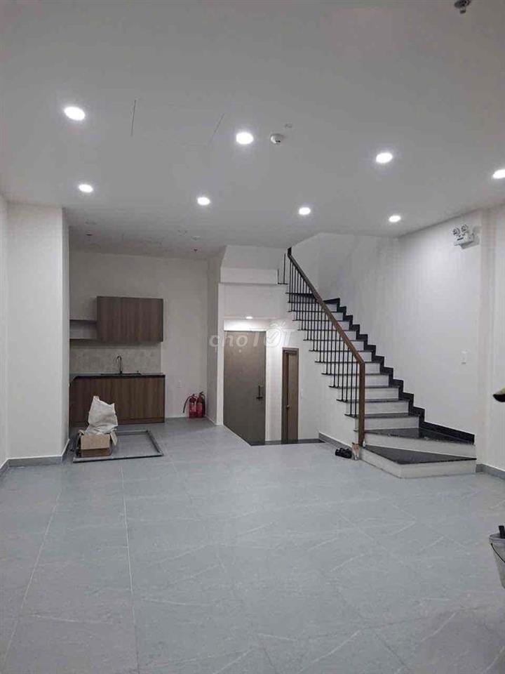 Villa đang trống cho thuê ; Chỉ 13 tr/tháng. LH Hương