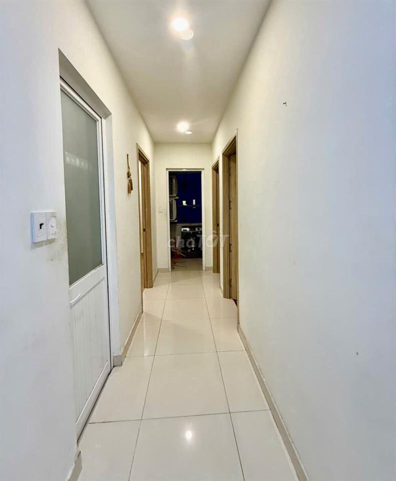 Cho thuê Căn góc 3PN; Nhà trống & đầy đủ nội thất. LH Hương Xem nhà