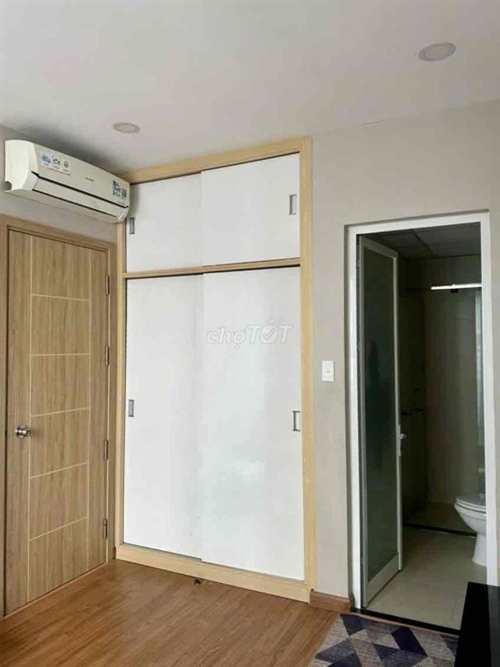 Chuyển công việc Gia đình bán Căn 62m2 Full nội thắt gỗ. LH HƯƠNG