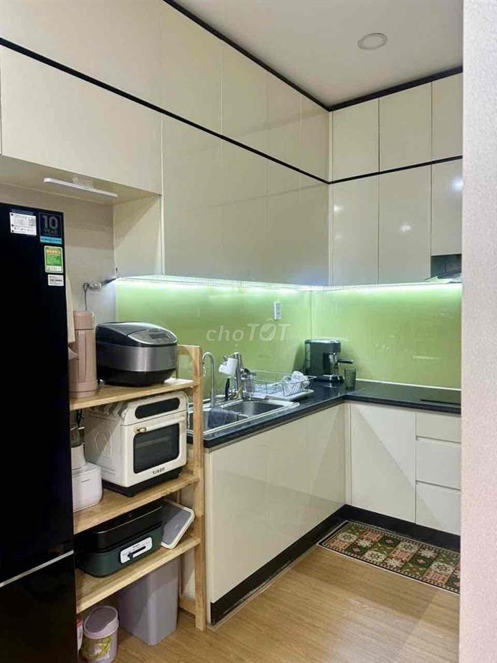 Chuyển công việc Gia đình bán Căn 62m2 Full nội thắt gỗ. LH HƯƠNG