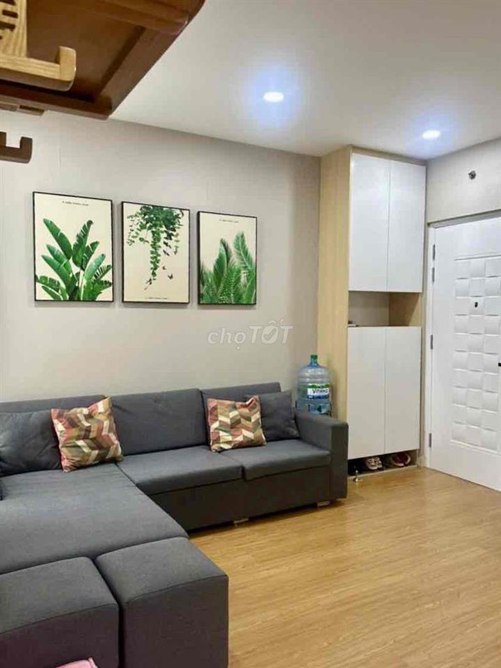 Chuyển công việc Gia đình bán Căn 62m2 Full nội thắt gỗ. LH HƯƠNG