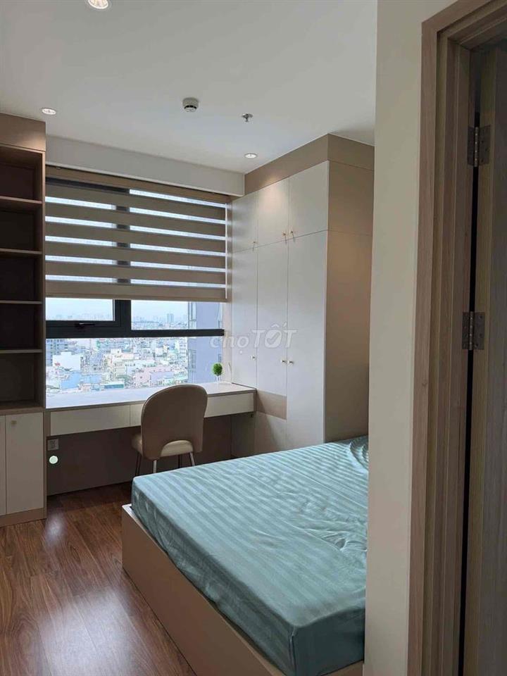 Cho thuê Căn góc 3PN Full nội thất thiết kế. Giá 23 triệu. LH Hương.
