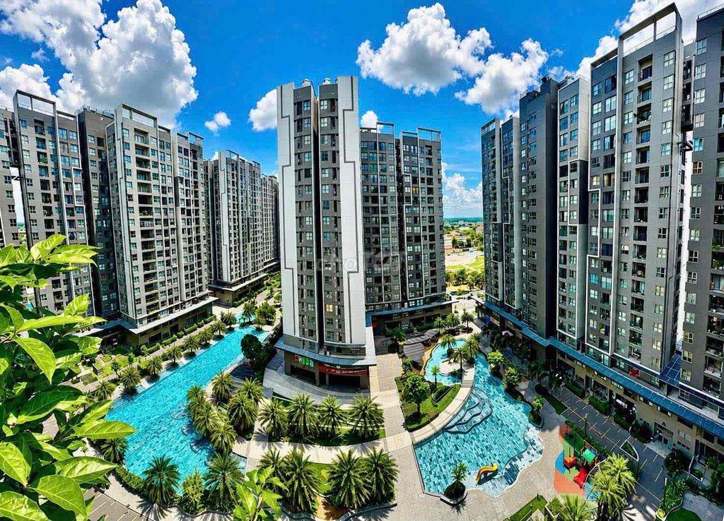 Cần bán Căn 114m2 Loại 3PN rộng nhất WEST GATE Chỉ 4,650 tỷ. LH Hương