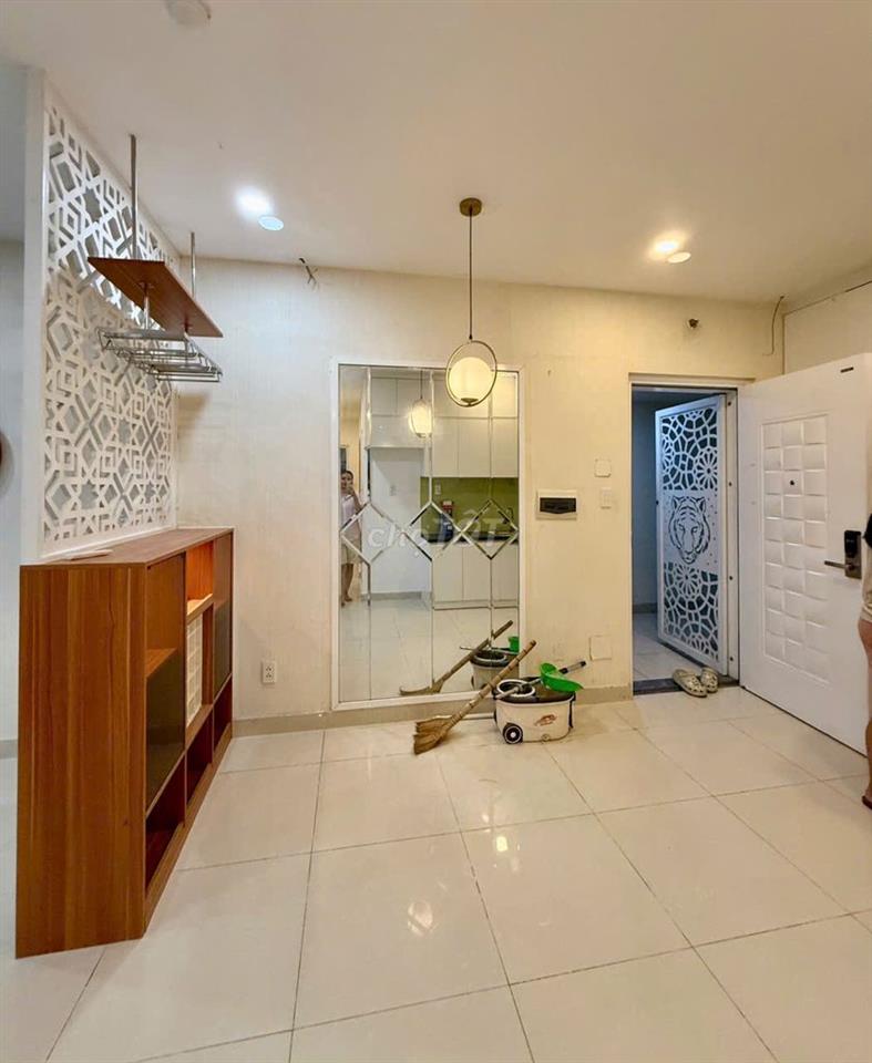 Cho thuê Căn góc 3 Phòng ngủ; Có nội thất 8,5 triệu/ Nhà trống 8 triệu