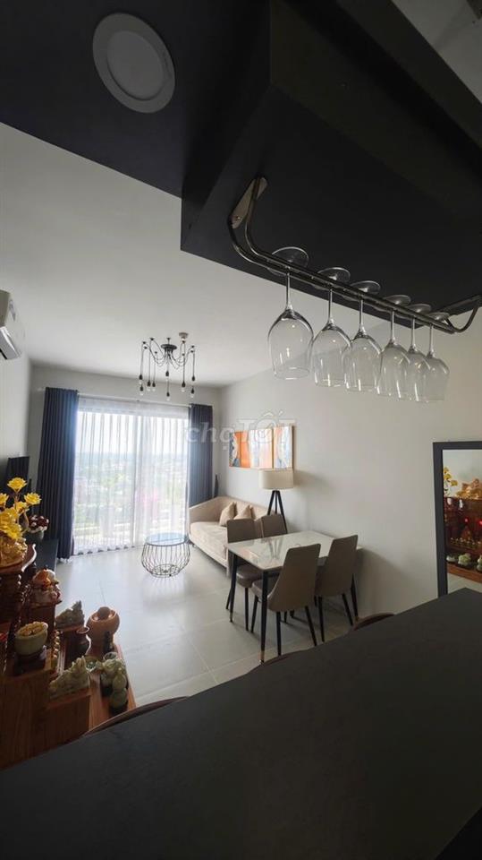 Cho thuê Căn góc 3PN Full nội thất thiết kế; Giá thuê 14 triệu/tháng.