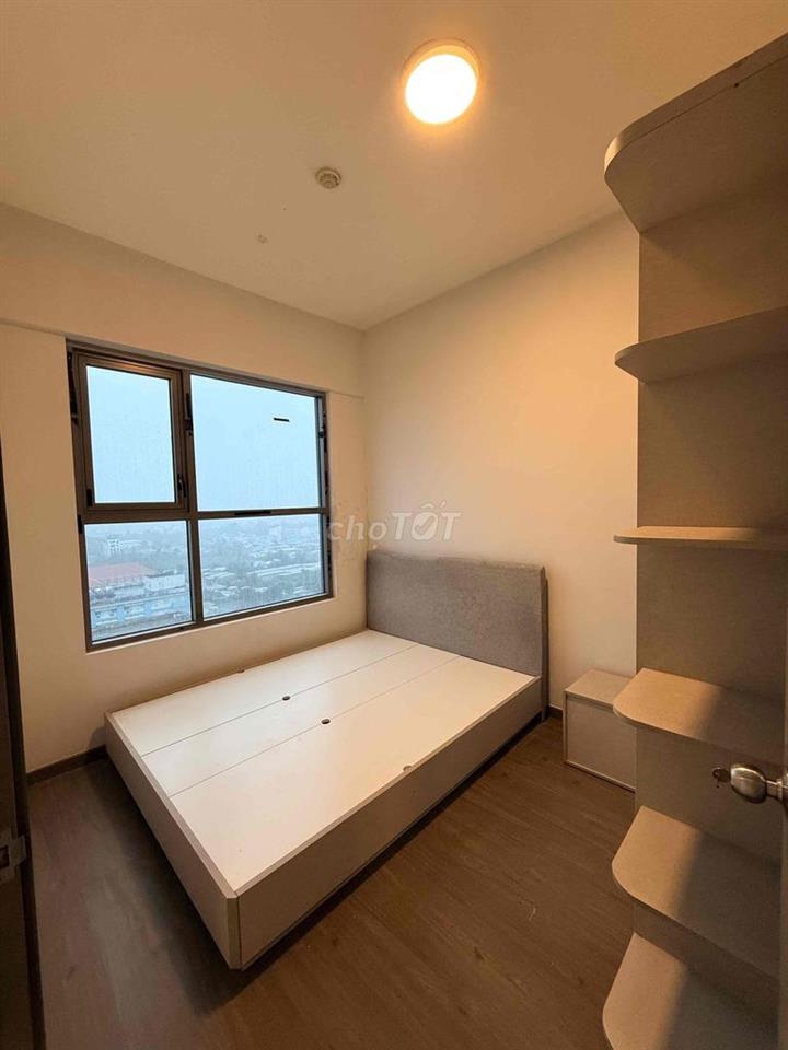Sổ sẵn Cần bán Căn 59m2 ; Giá bán 2,5 tỷ (102%). LH Hương Xem nhà