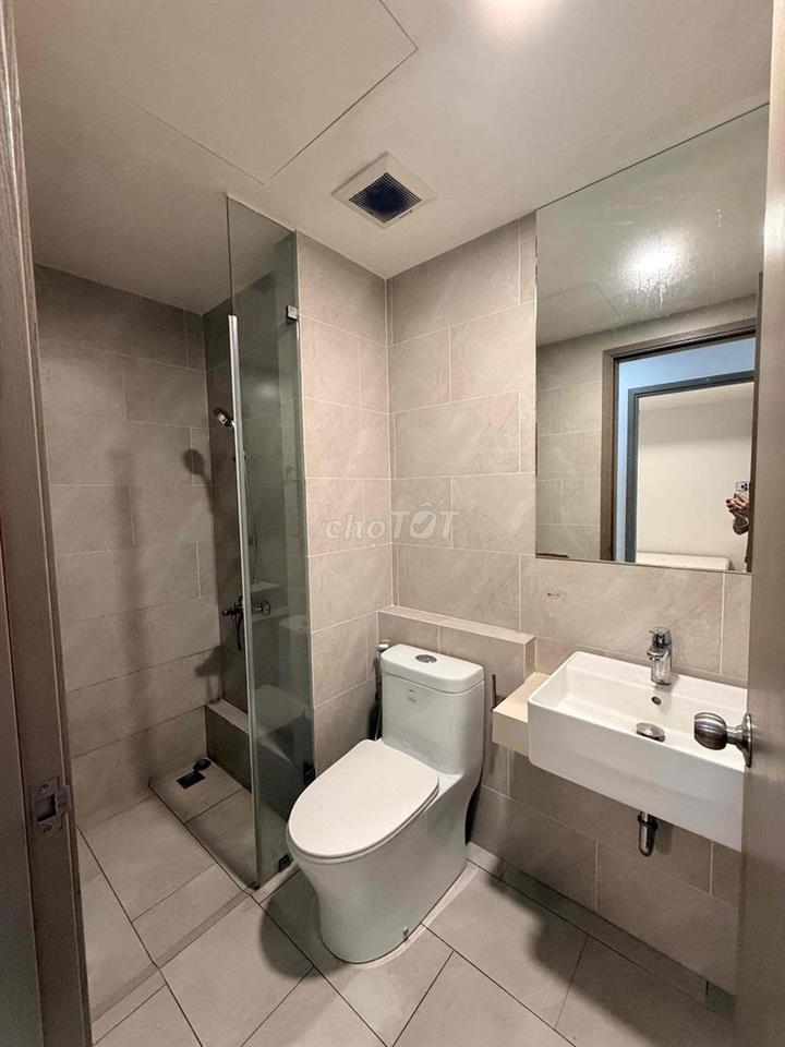 Sổ sẵn Cần bán Căn 59m2 ; Giá bán 2,5 tỷ (102%). LH Hương Xem nhà