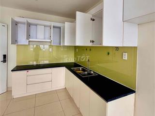 Căn góc 3PN có máy lạnh, Rèm. Giá thuê 8,5 triệu. Trống sẵn!