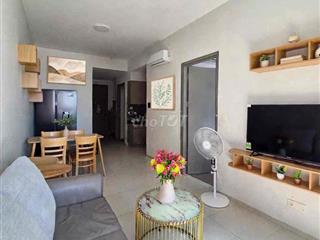 Bán Căn 2PN và 2WC View Hồ ; Giá bán 2,690 tỷ. Full nội thất