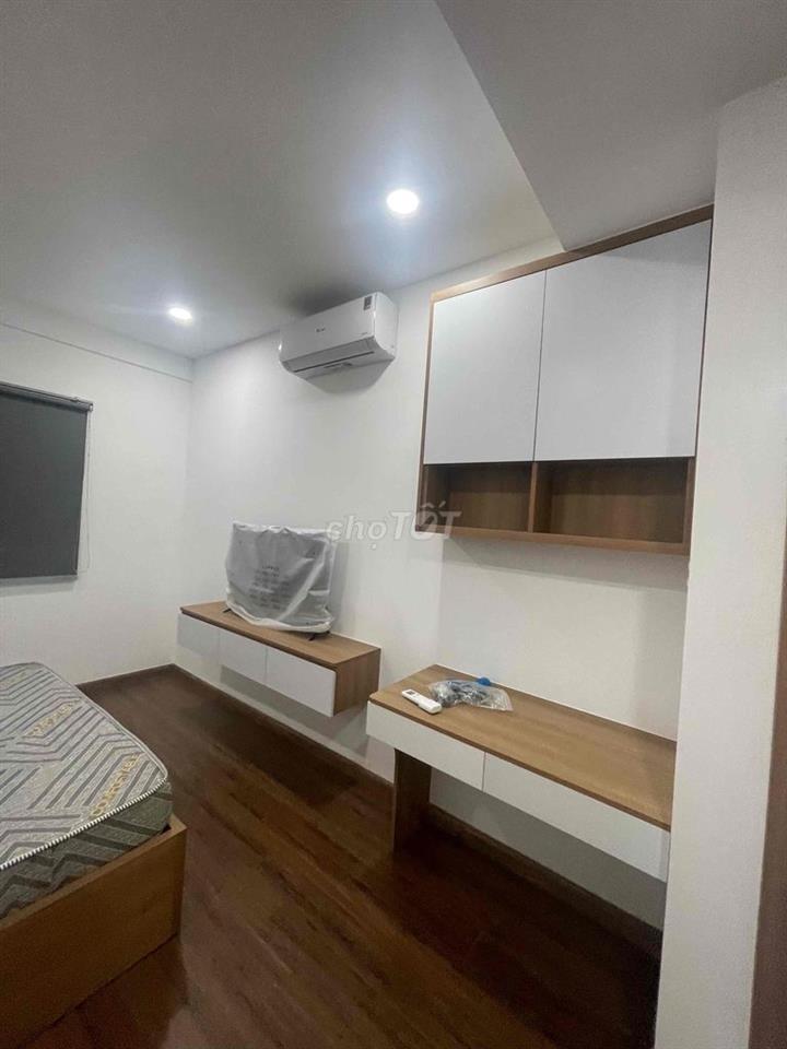 cần chuyển nhà nên để lại căn block B dãy D tầng 14 view sông