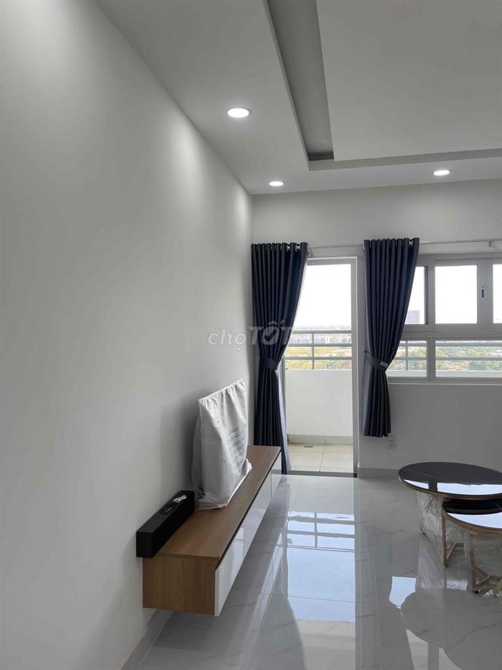 cần chuyển nhà nên để lại căn block B dãy D tầng 14 view sông
