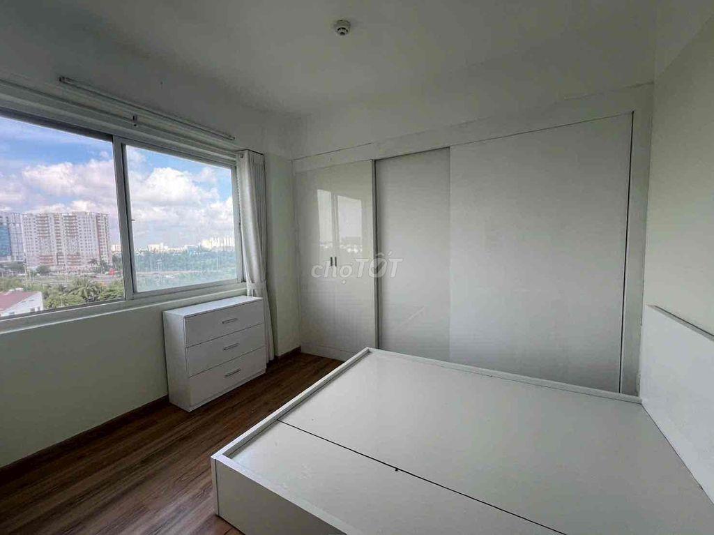 bán cc gần quận 8 giá 2 tỷ 4 76 m2. đường nguyễn văn linh