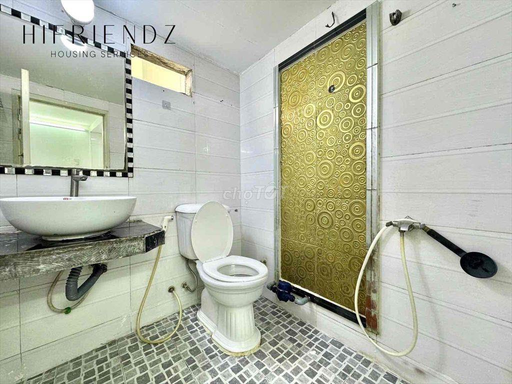 Cho thuê phòng gần ĐH Sư Phạm, ĐH SG gác cao 2m thang máy Âu Dương Lân