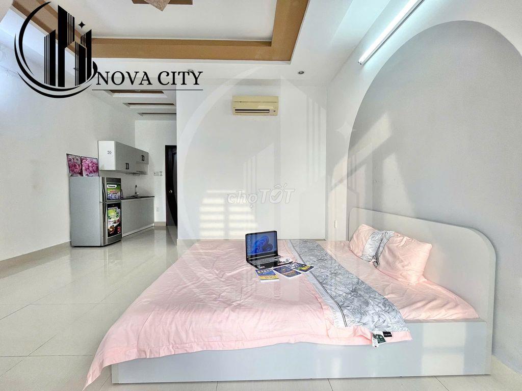 Cho thuê căn hộ ban công full nội thất - Đường Phạm Hùng 