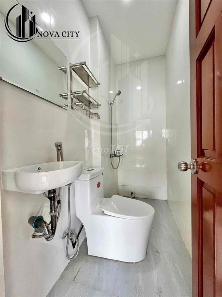 Cho thuê phòng trong hình - Đường Phạm Hùng nối dài