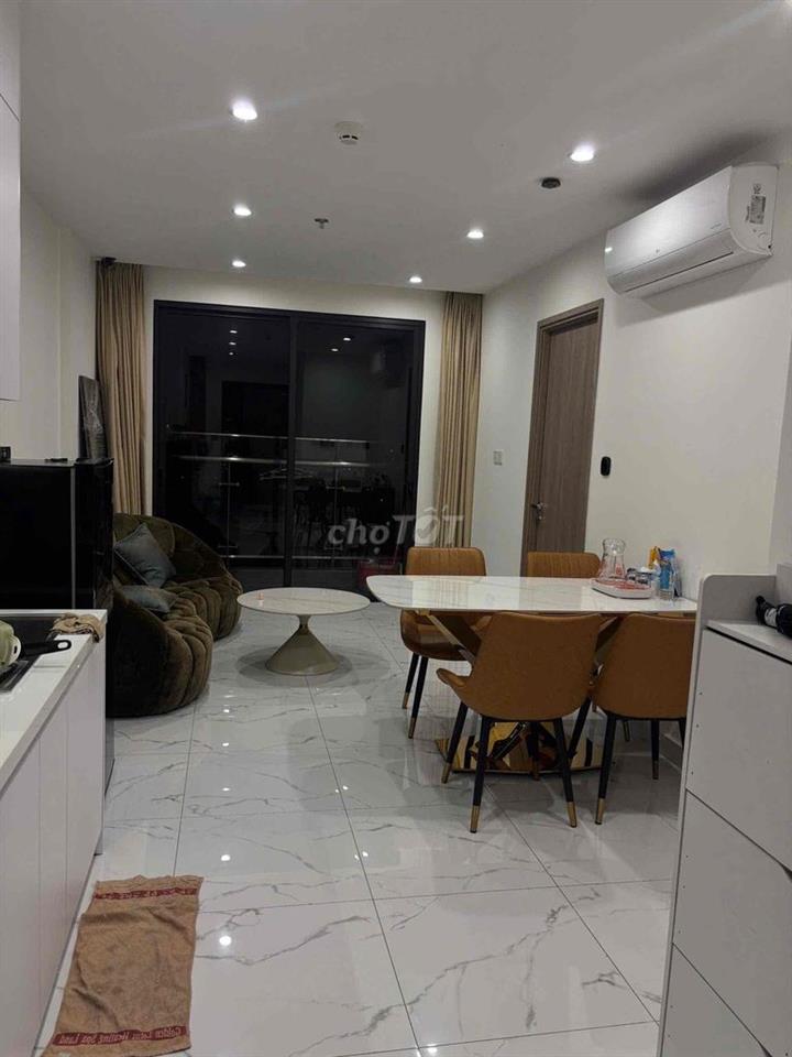 Cho thuê căn 1Pn 1wc trong căn hộ 2Pn ở vinhomes grand park