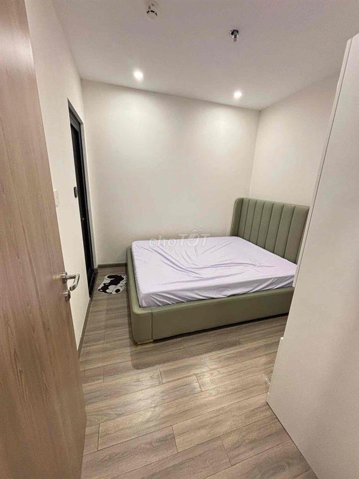 Cho thuê căn 1Pn 1wc trong căn hộ 2Pn ở vinhomes grand park