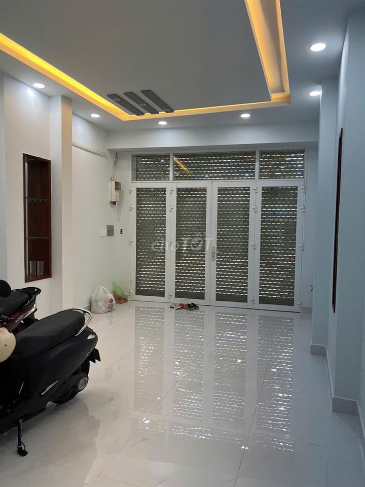 Cần bán nhà 373/....... Lý Thường Kiệt, Phường 08
