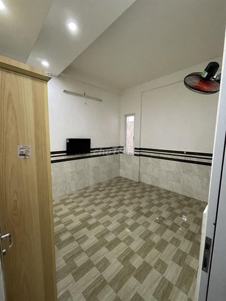 Phòng trọ tiện nghi 380 đồng văn cống, 16m2, giá 2,8tr