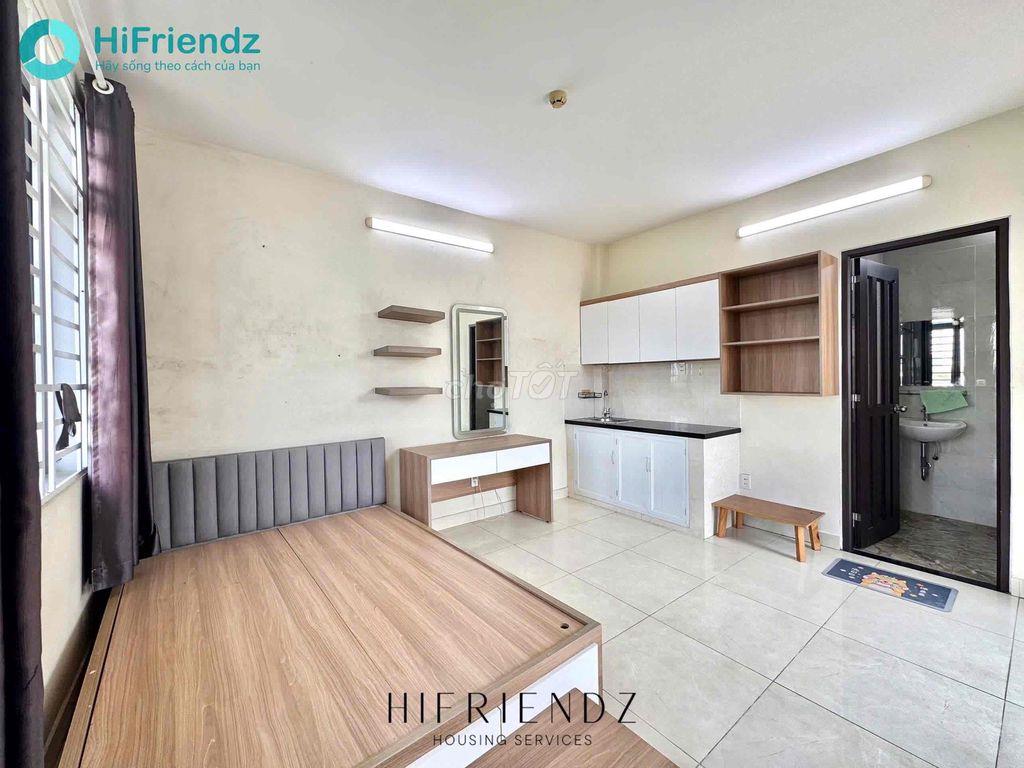 STUDIO BAN CÔNG ĐẸP KENGG GẦN ĐH VĂN HIẾN, UEH , SÁT BÊN BẾN XE Q8