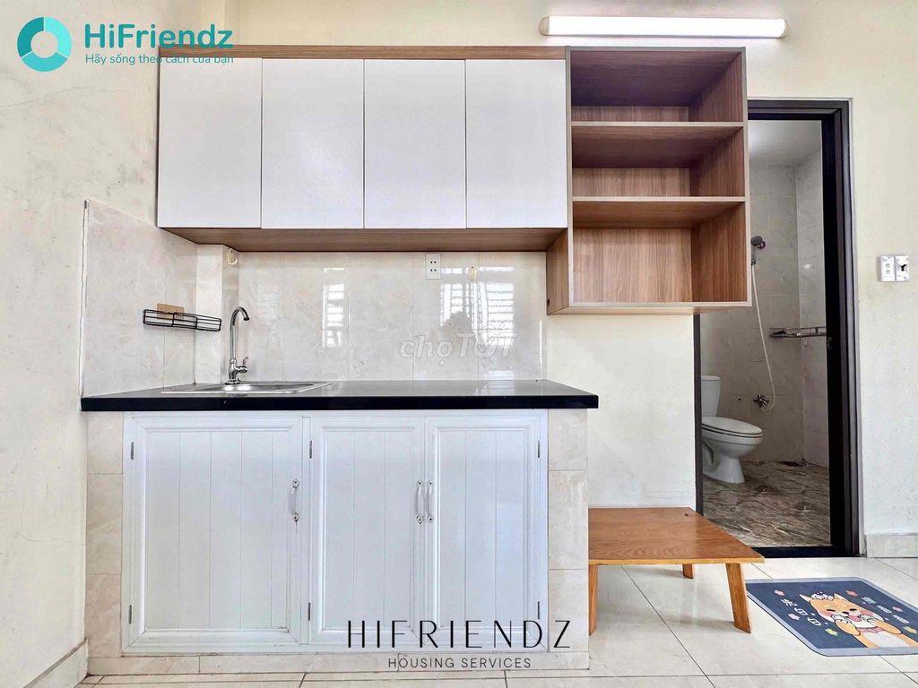 STUDIO BAN CÔNG ĐẸP KENGG GẦN ĐH VĂN HIẾN, UEH , SÁT BÊN BẾN XE Q8
