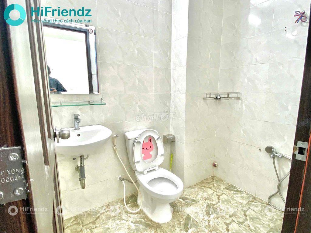 STUDIO BAN CÔNG ĐẸP KENGG GẦN ĐH VĂN HIẾN, UEH , SÁT BÊN BẾN XE Q8