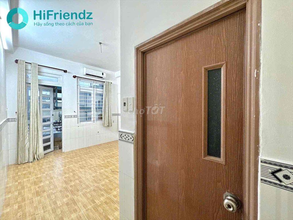 STUDIO BAN CÔNG GẦN HCMUE, SGU, MÁY LẠNH