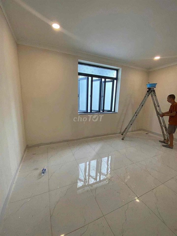 STUDIO SIÊU RỘNG CÓ BAN CÔNG, GIÁ MỀM GẦN UEH, VHU