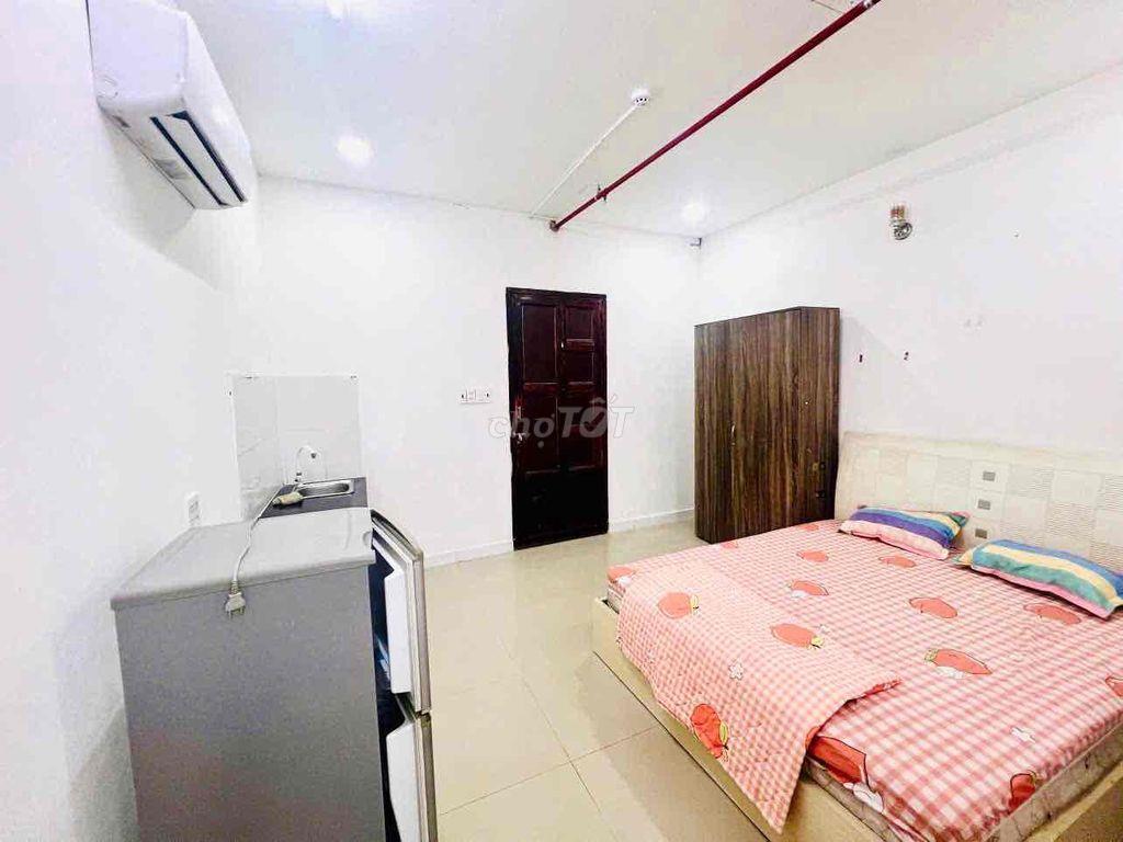 CHO THUÊ PHÒNG BAN CÔNG / CỬA SỔ - FULL NỘI THẤT THANG MÁY