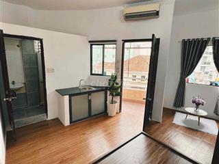 STUDIO BAN CÔNG FULL NỘI THẤT – GẦN ĐẠI HỌC Y DƯỢC
