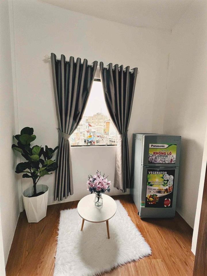 STUDIO BAN CÔNG FULL NỘI THẤT – GẦN ĐẠI HỌC Y DƯỢC