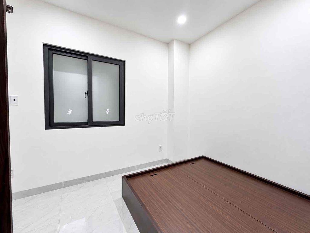 KHAI TRƯƠNG PHÒNG STUDIO MỚI 100% PHAN HUY ÍCH – THANG MÁY HẦM XE