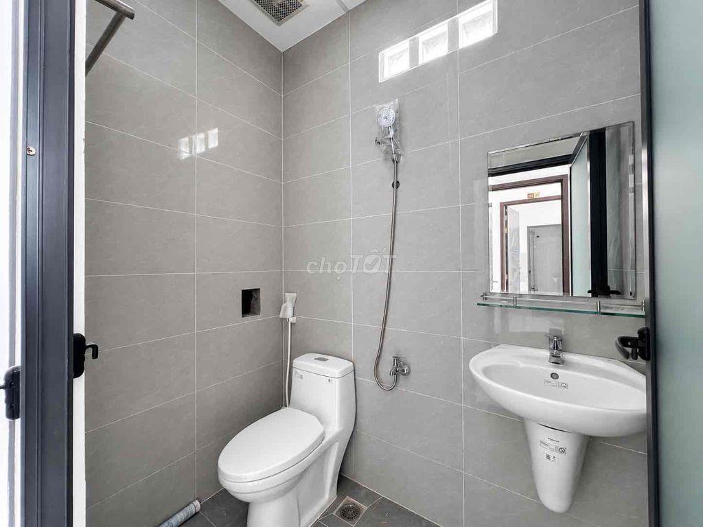 KHAI TRƯƠNG PHÒNG STUDIO MỚI 100% PHAN HUY ÍCH – THANG MÁY HẦM XE