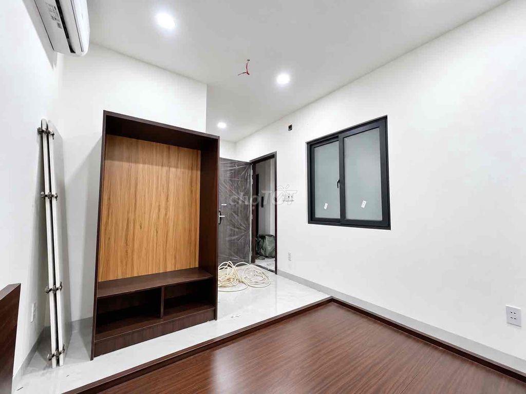 KHAI TRƯƠNG PHÒNG STUDIO MỚI 100% PHAN HUY ÍCH – THANG MÁY HẦM XE