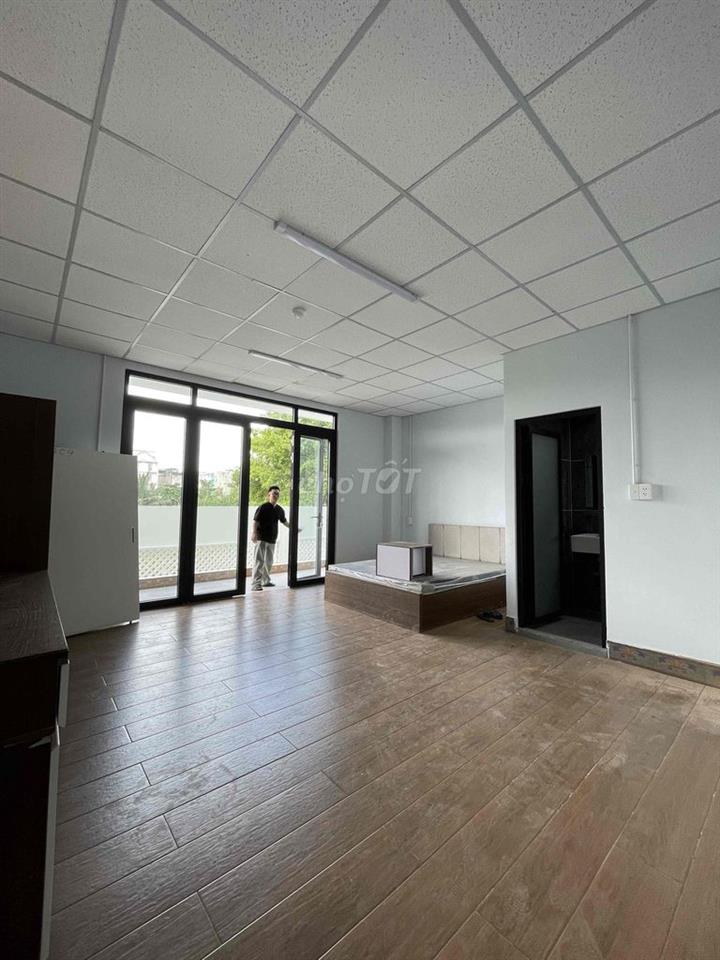Căn hộ mới 100% gần Bến xe Q8– Ban công –  Thang máy - Cho nuôi pet