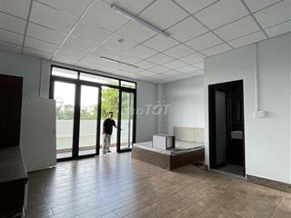 Căn hộ mới 100% gần Bến xe Q8– Ban công –  Thang máy-Cho nuôi mèo