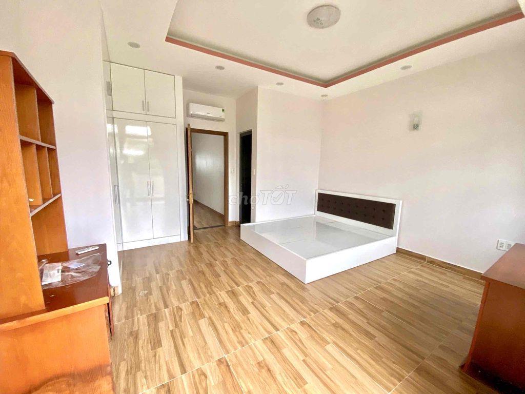 CHO THUÊ PHÒNG FULL NỘI THẤT – BAN CÔNG SIÊU THOÁNG – KDC 6B INTRESCO,