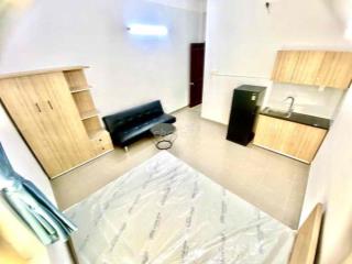 Phòng Full nội thất ở liền ngay Tạ Quang Bửu phòng có cửa sổ lớn mát