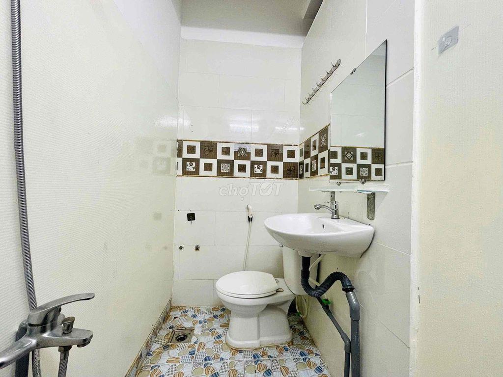 CHO THUÊ STUDIO BAN CÔNG 5,5 TRIỆU VIEW KÊNH – Lưu Hữu Phước, Q8